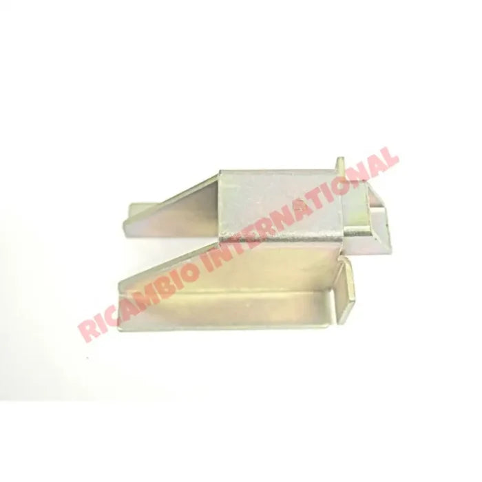 N/S Left Jacking Point/Support - Classic Fiat 500 126 - Body Parts