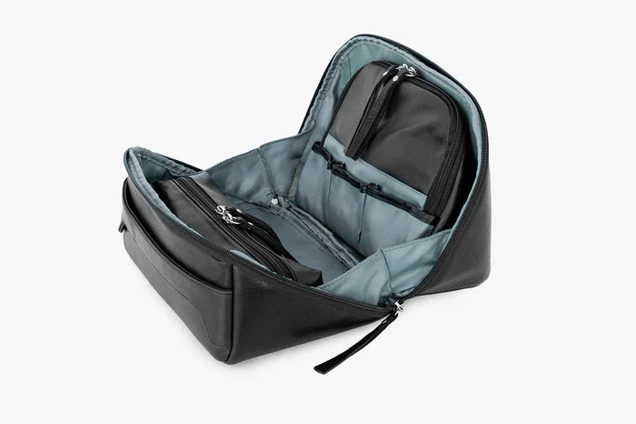 Osgoode Marley Hanging Travel Organizer 2023B Black